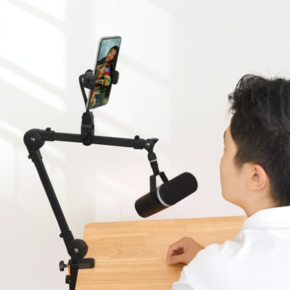 Supporto professionale da tavo - Desk Setup Content Creator recensione e prezzo